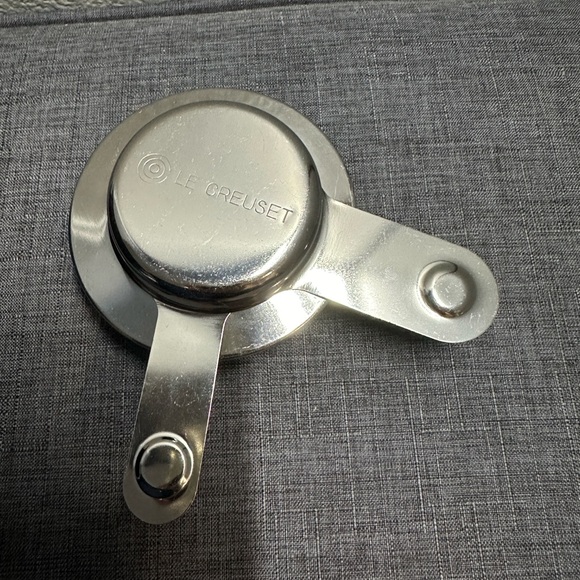 Le Creuset Table Top Fondue Cast Iron - Picture 9 of 10